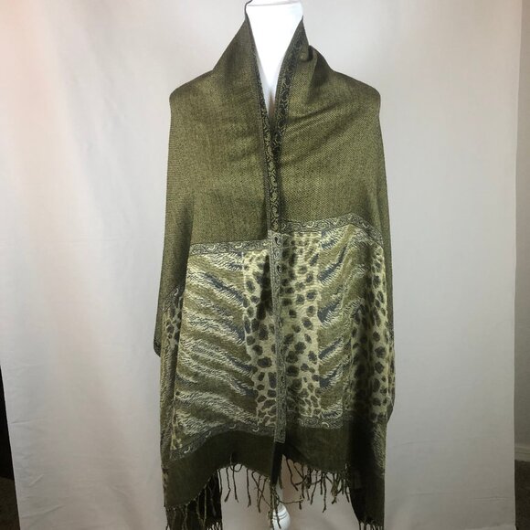 Vintage Pashmina-Style Jacquard Shawl – Olive & Black Reversible Wrap - Picture 8 of 15